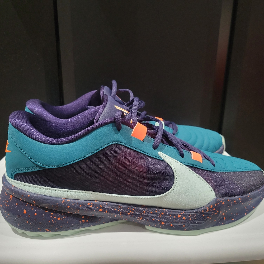 Nike Zoom Freak 5 Navy,Teal, Orange with Mint Swoosh